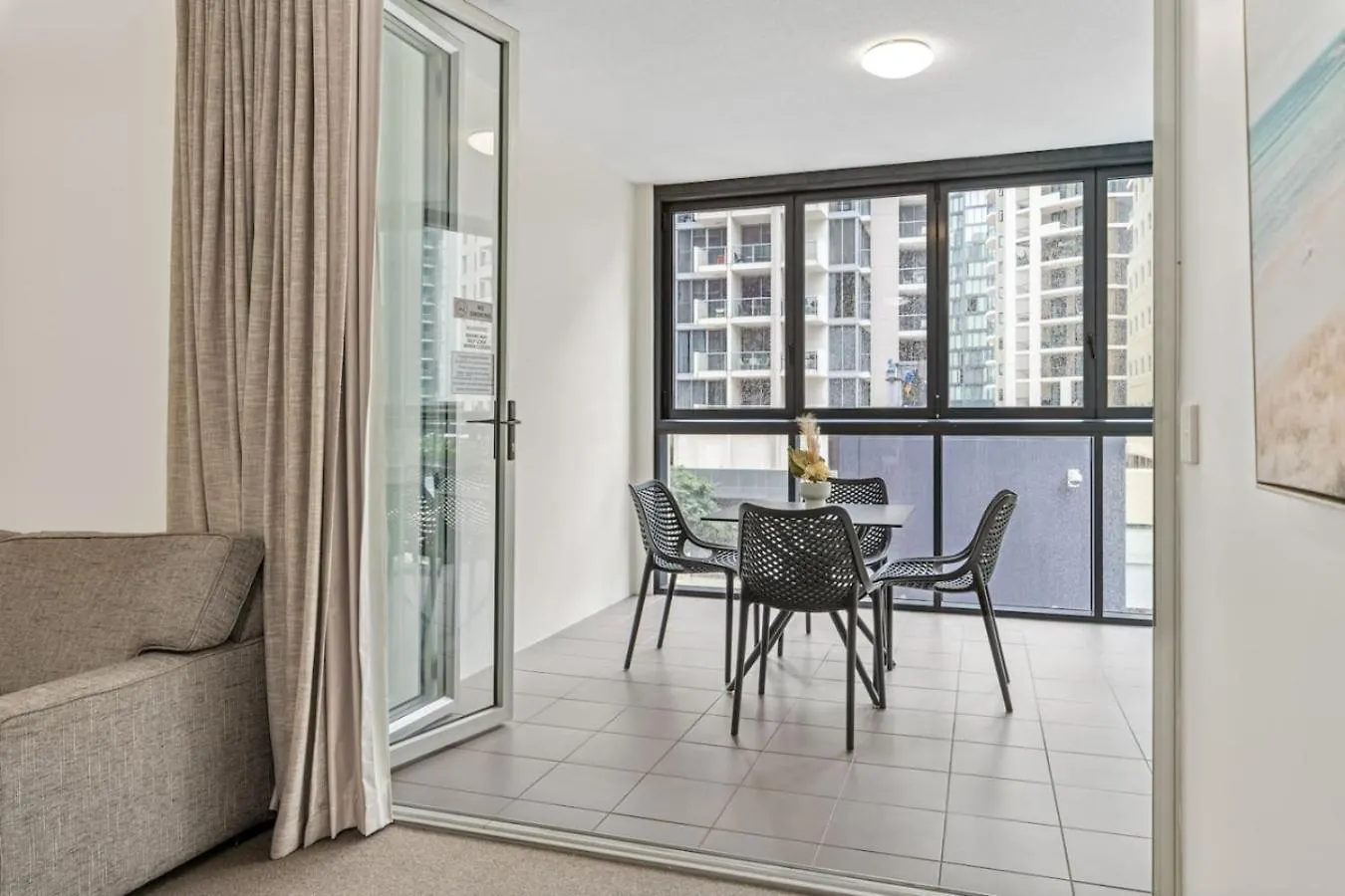 Heart Of Cbd 2Br Parking Close To Everything Brisbane Apartment
